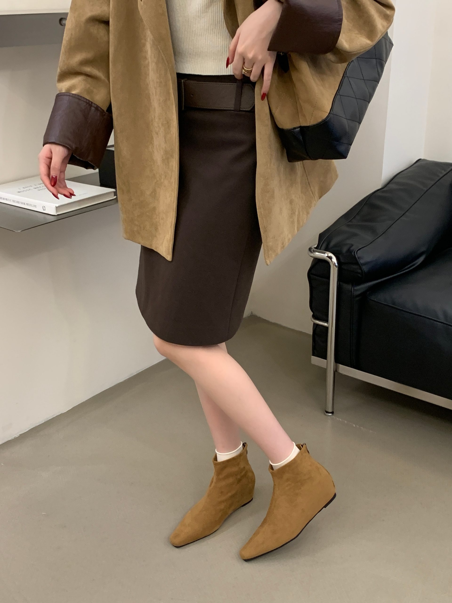 2026 New Autumn Winter Retro Square Toe Short Boots Women Slim Fit Fashion Ankle Boots - Image 2