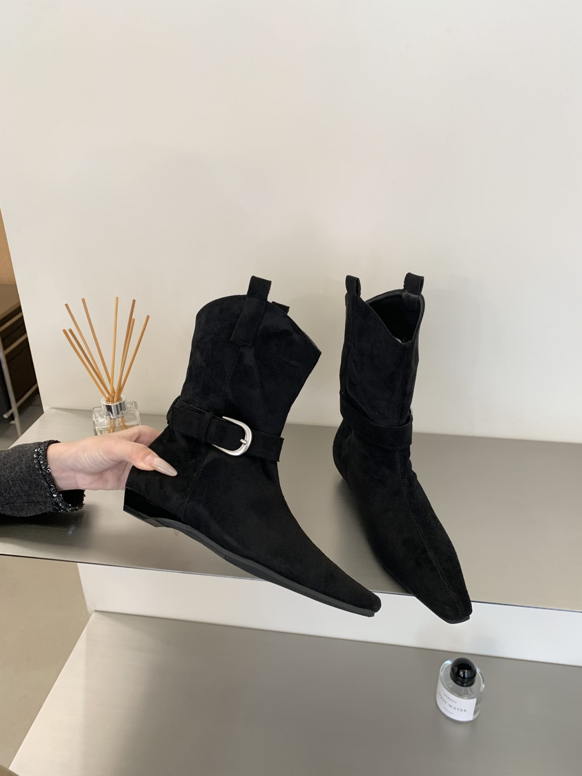 2026 New Autumn British Style Fashion Comfortable Retro Slim Short Boots with Buckle Suede Boots for Women