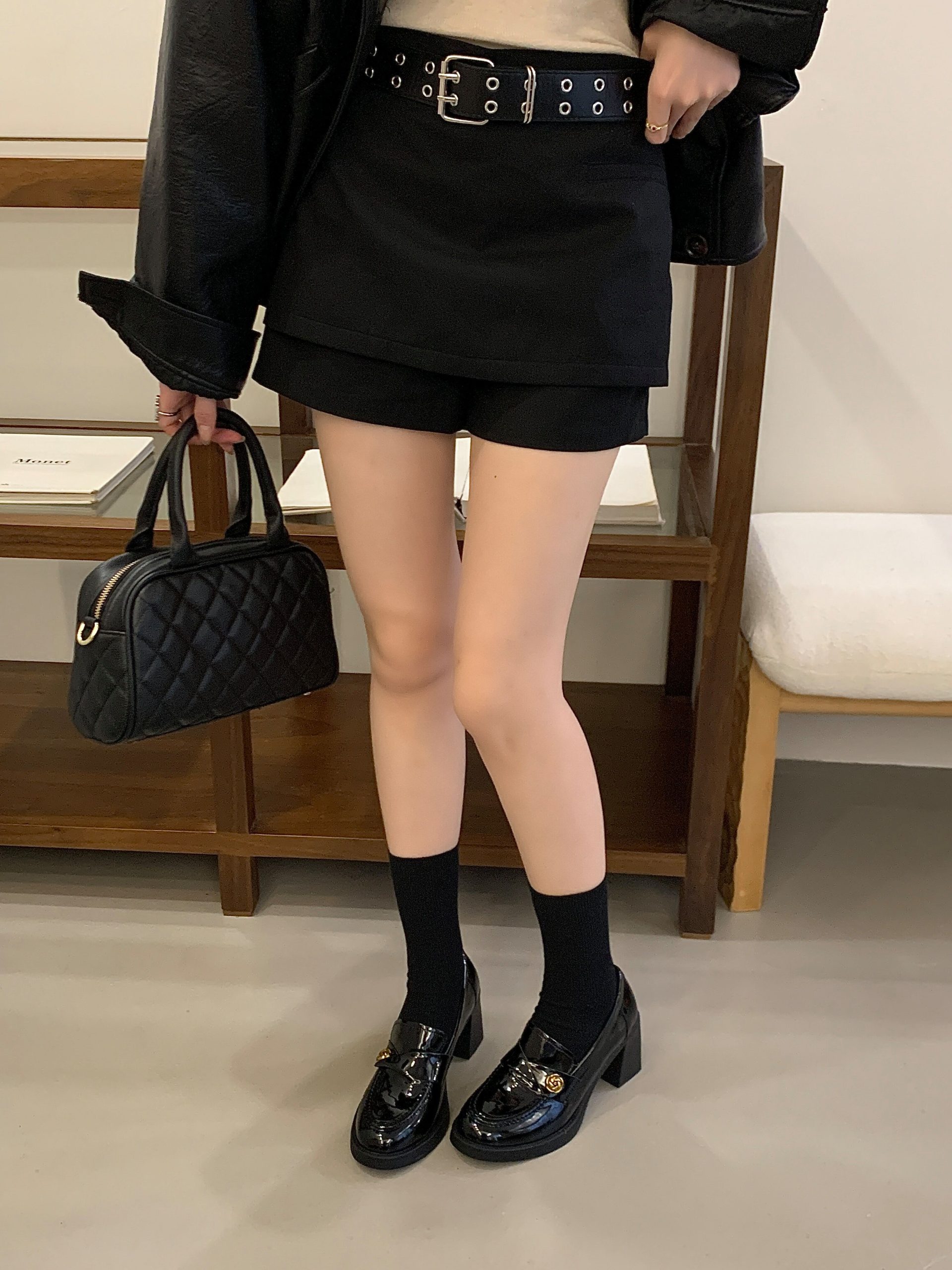 2026 New Korean Style Chunky Heel Women's Loafers Thick Sole Leather Shoes - Image 3