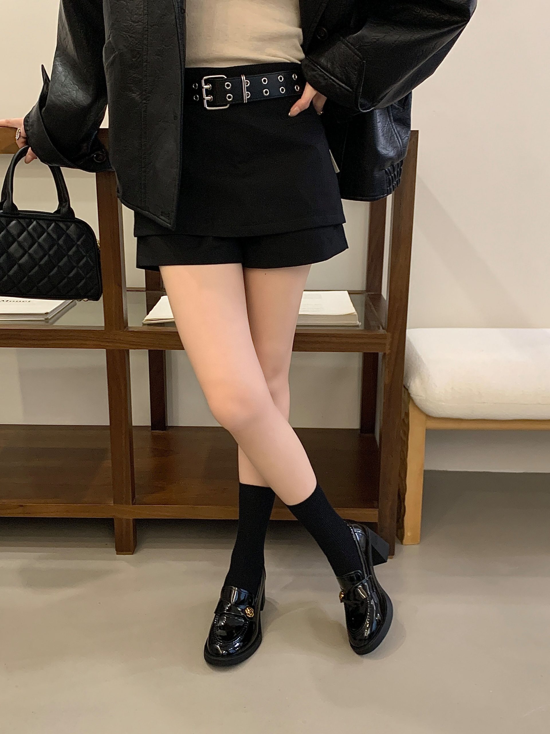 2026 New Korean Style Chunky Heel Women's Loafers Thick Sole Leather Shoes - Image 4